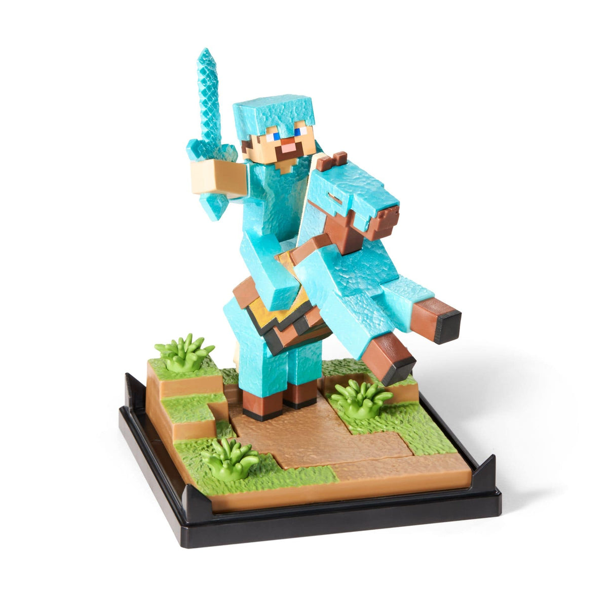 NOBLE COLLECTION - MINECRAFT - DIAMOND ARMOR STEVE AND HORSE
