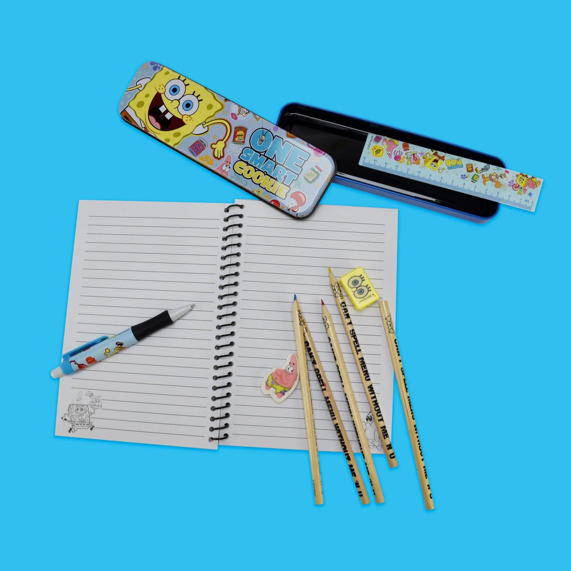 BLUE SKY SPONGE BOB BUMPER PISARNIŠKI SET 5056563712398