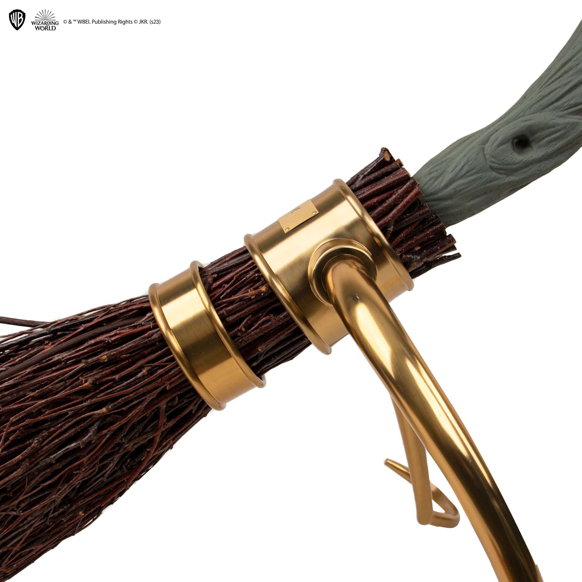CINEREPLICAS: FIREBOLT BROOM - 2022 EDITION 4895205604162
