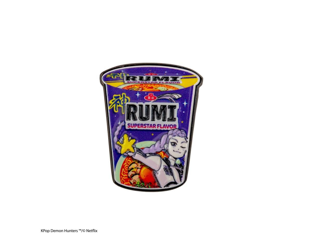 CINEREPLICAS: KPOP DEMON HUNTERS - PIN - RUMI SUPERSTAR FLAVOR NOODLES priponka 4895205625372