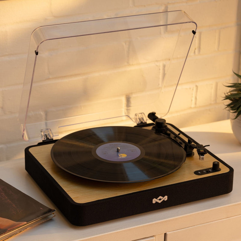 HOUSE OF MARLEY REVOLUTION BT gramofon črne barve 846885011362