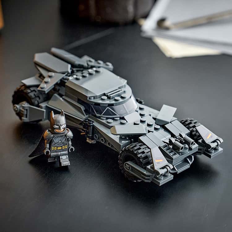 LEGO SUPER HEROES - BATMAN V SUPERMAN BATMOBILE 5702018063149