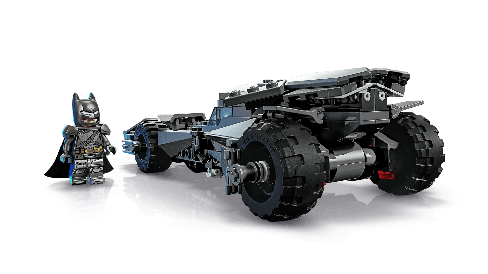 LEGO SUPER HEROES - BATMAN V SUPERMAN BATMOBILE 5702018063149