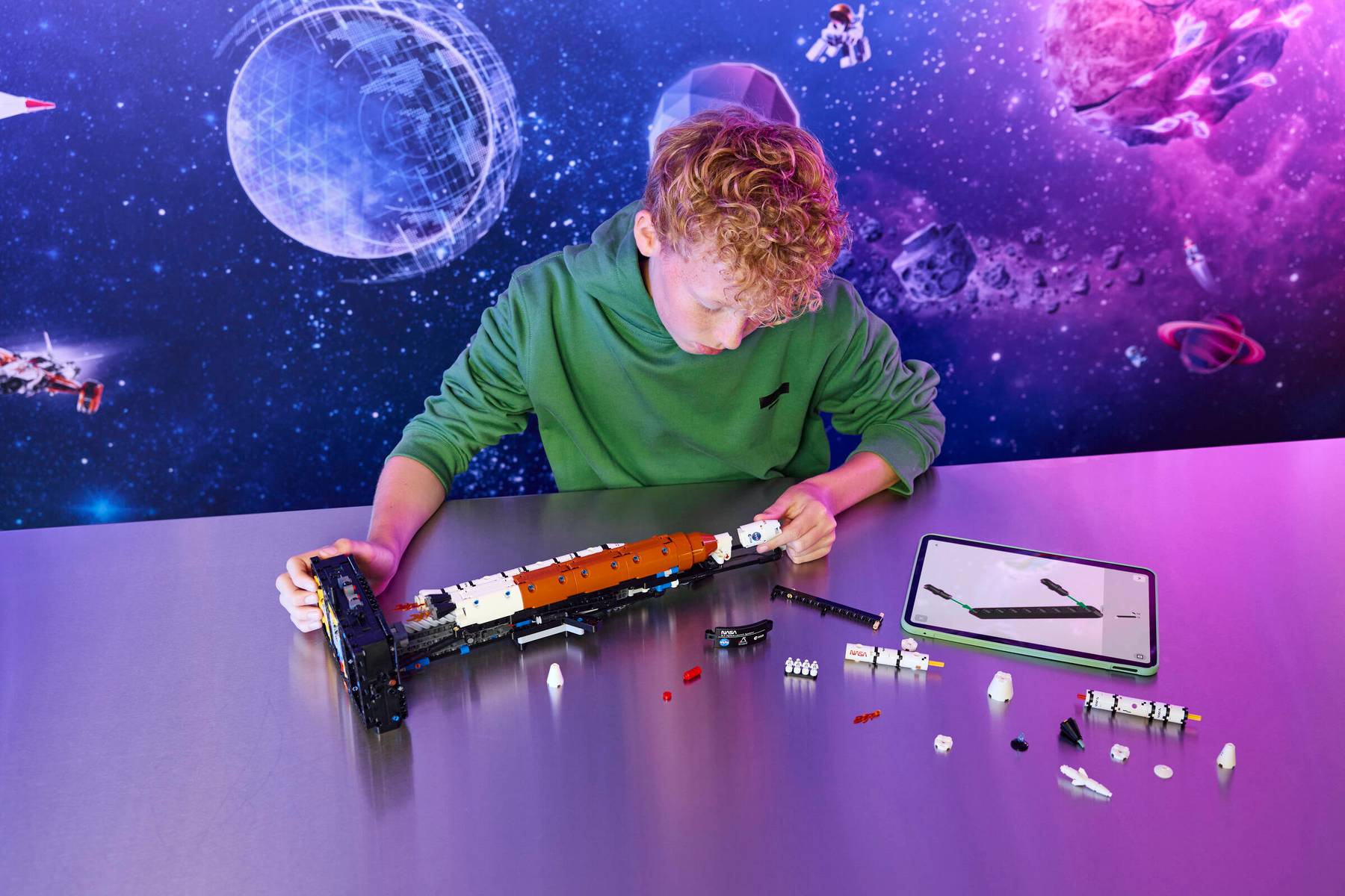 LEGO TECHNIC - NASA ARTEMIS SPACE LAUNCH SYSTEM ROCKET #42221 5702018067499