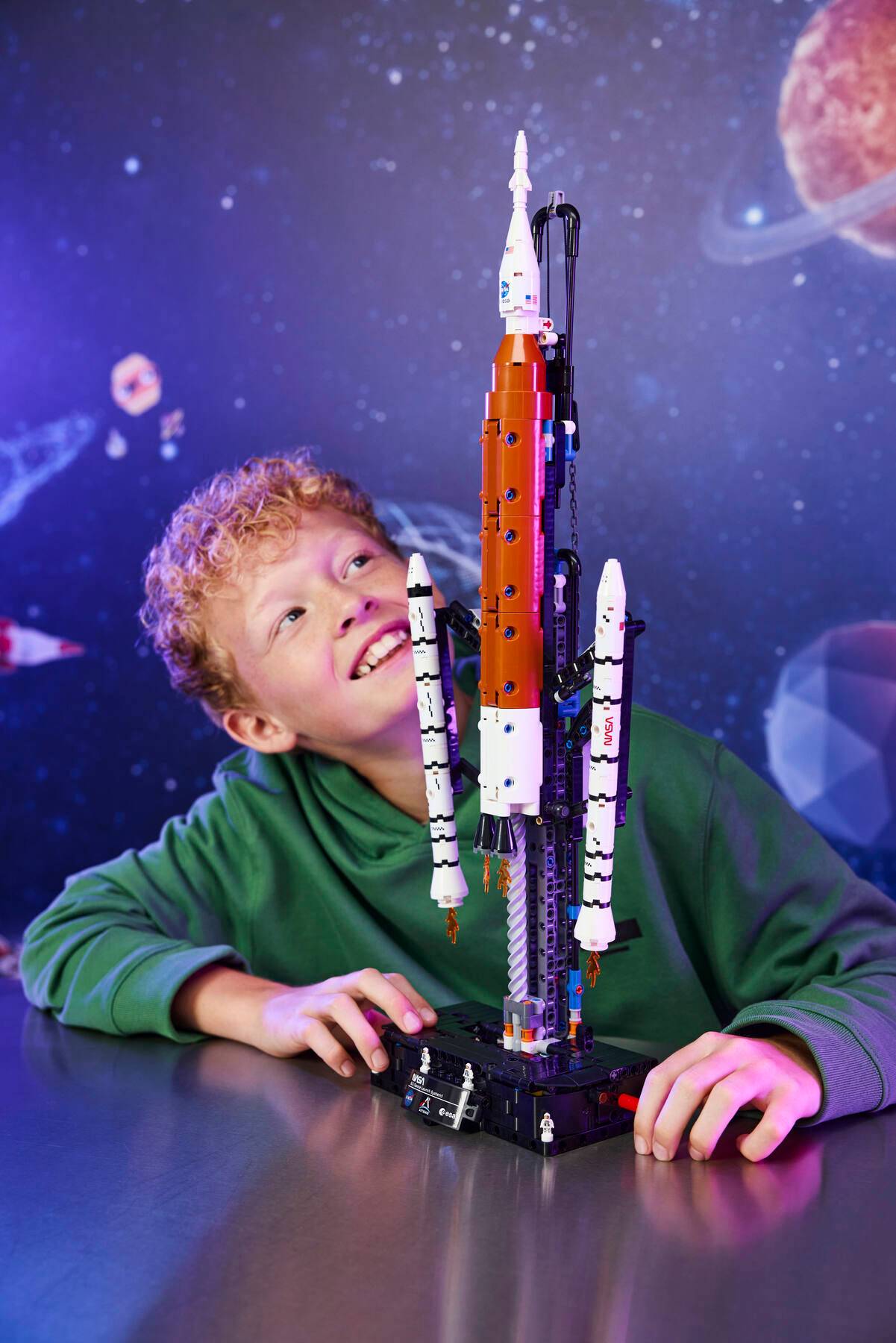 LEGO TECHNIC - NASA ARTEMIS SPACE LAUNCH SYSTEM ROCKET #42221 5702018067499