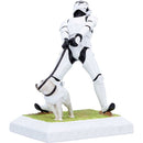 NEMESIS NOW STORMTROOPER MANS BEST FRIEND figura 15.5CM 801269160456