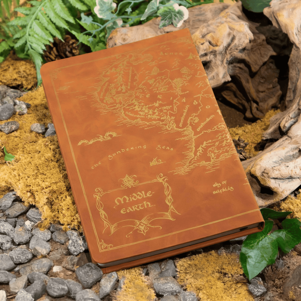 NOBLE COLLECTION - LORD OF THE RINGS - MAP OF MIDDLE EARTH beležka 849421011765