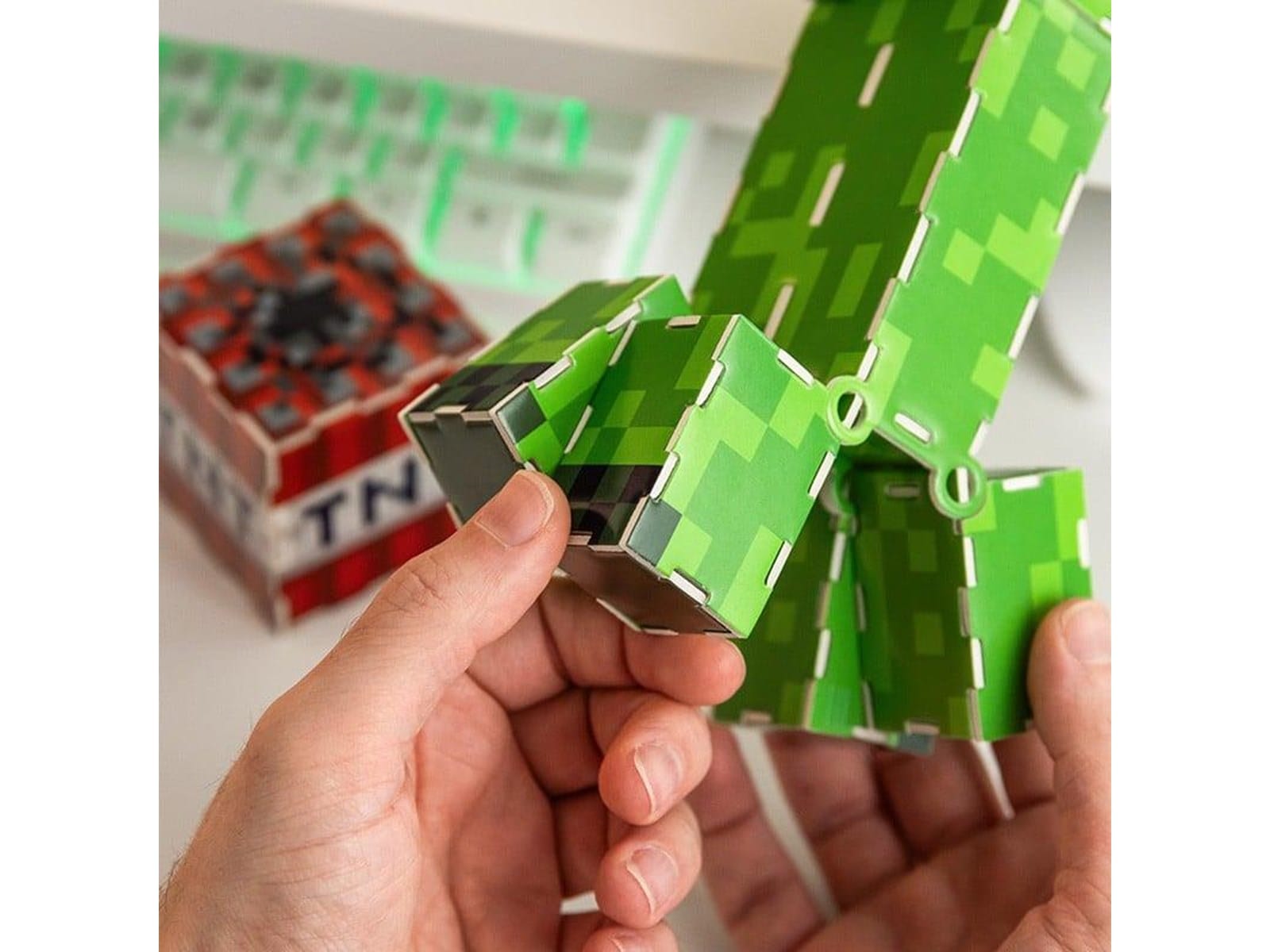 PALADONE Minecraft Creeper and TNT komplet za sestavljanje 5056577743951