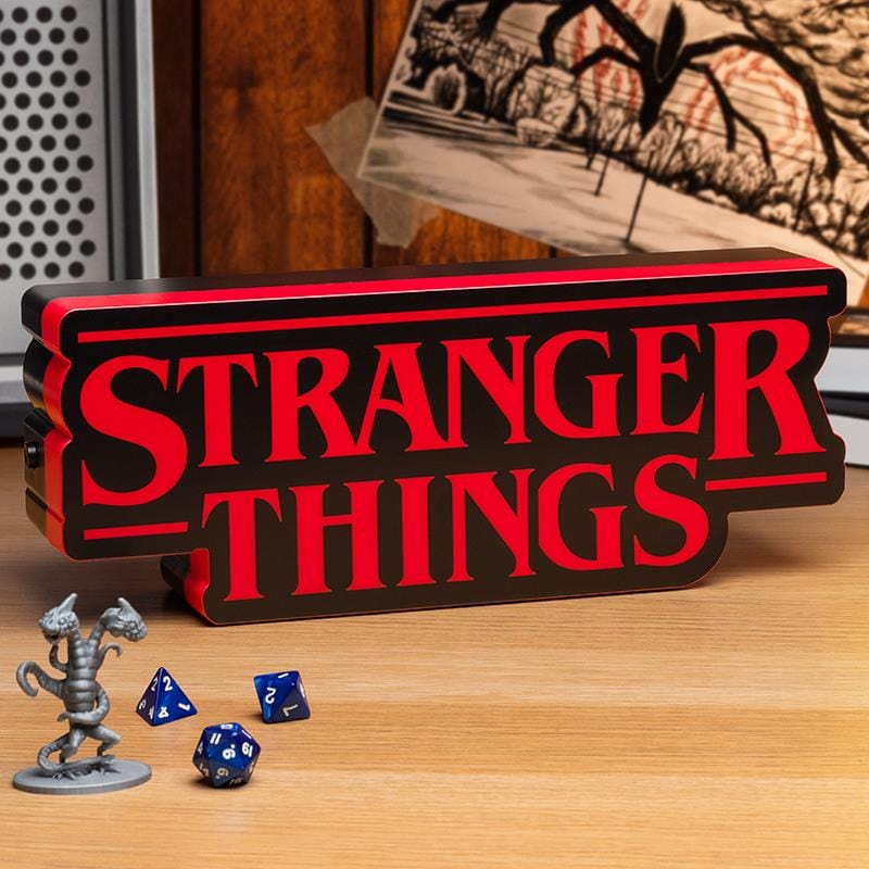 PALADONE STRANGER THINGS SHAPED LOGO lučka 5055964797232