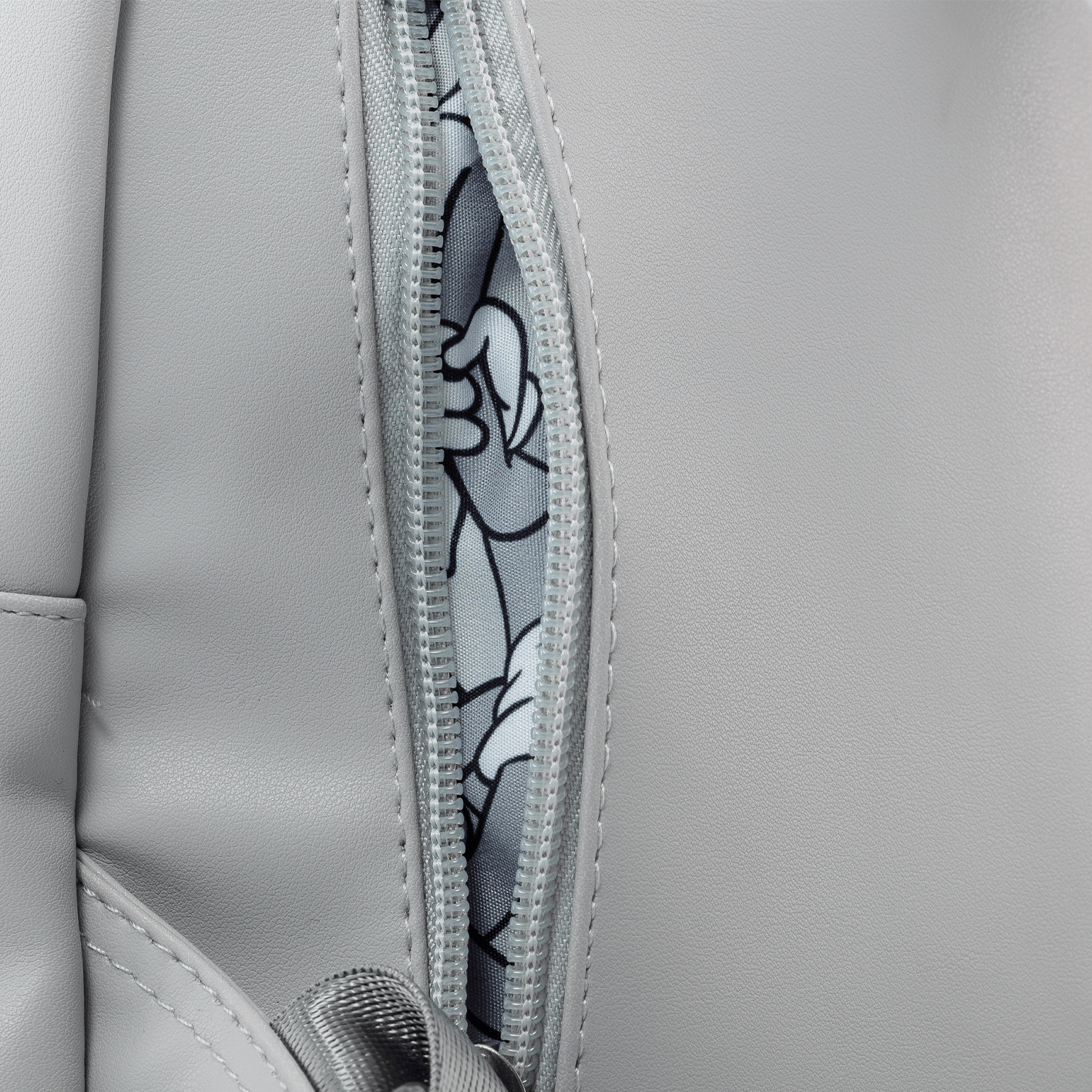 PYRAMID LOONEY TUNES BUGS BUNNY FASHION nahrbtnik 5050293869025