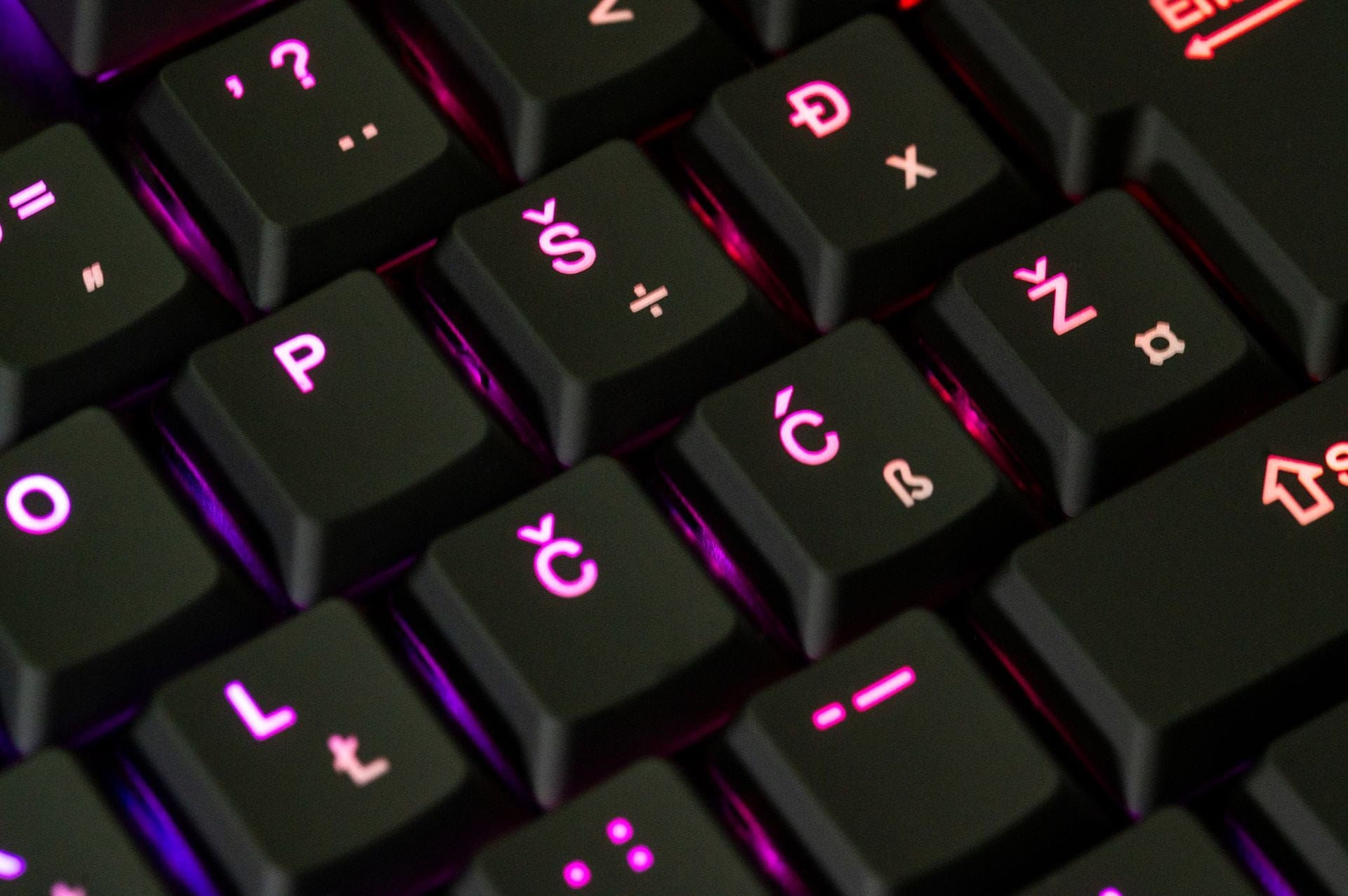 REDRAGON HORUS K619-RGB žična mehanska tipkovnica, rdeča stikala SLO/HR 6950376727794