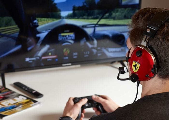 THRUSTMASTER T.RACING SCUDERIA FERRARI GAMING SLUŠALKE-DTS 3362934002701