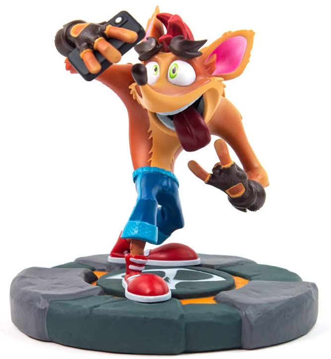 MERCHANDISE CRASH BANDICOOT 2020 CRASH BANDICOOT FIGURA 5056280422037
