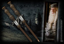 NOBLE COLLECTION - HARRY POTTER - WANDS - DUMBLEDORE WAND PISALO IN ZAZNAMEK 812370015054