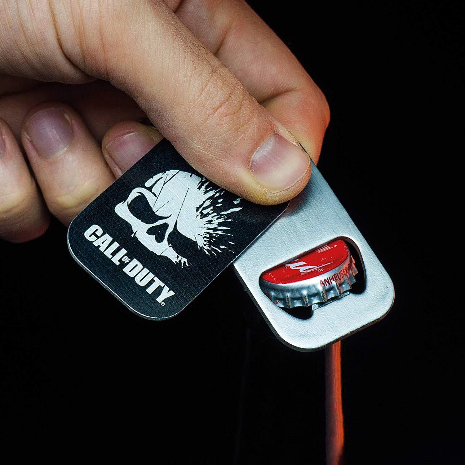 PALADONE CALL OF DUTY DOG TAG BOTTLE OPENER 5055964714772